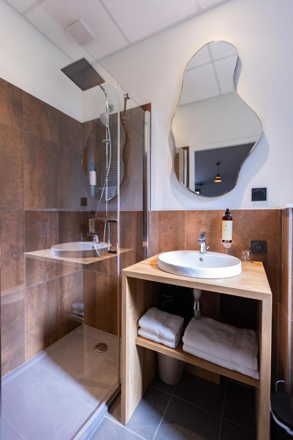 Hotel - Lodges De Lemptegy Saint-Ours  Bagian luar foto